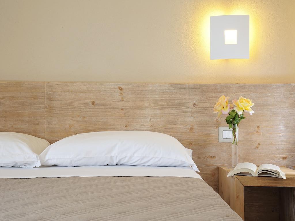 B&B Le Cale Santa Maria Navarrese Δωμάτιο φωτογραφία