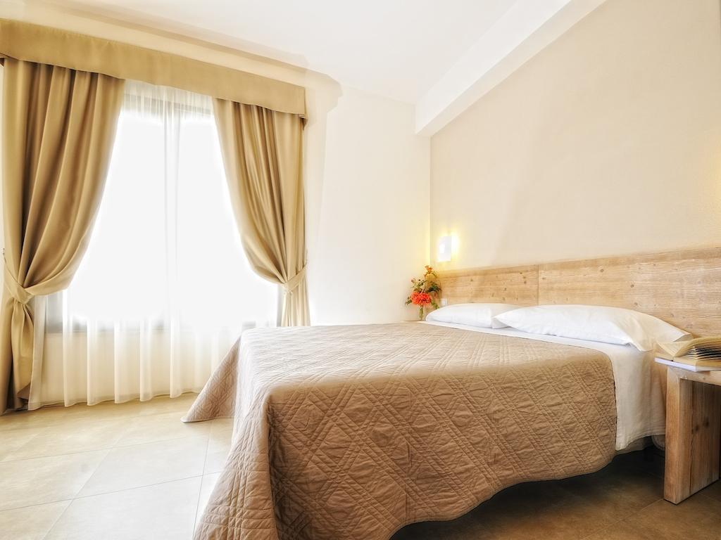 B&B Le Cale Santa Maria Navarrese Δωμάτιο φωτογραφία